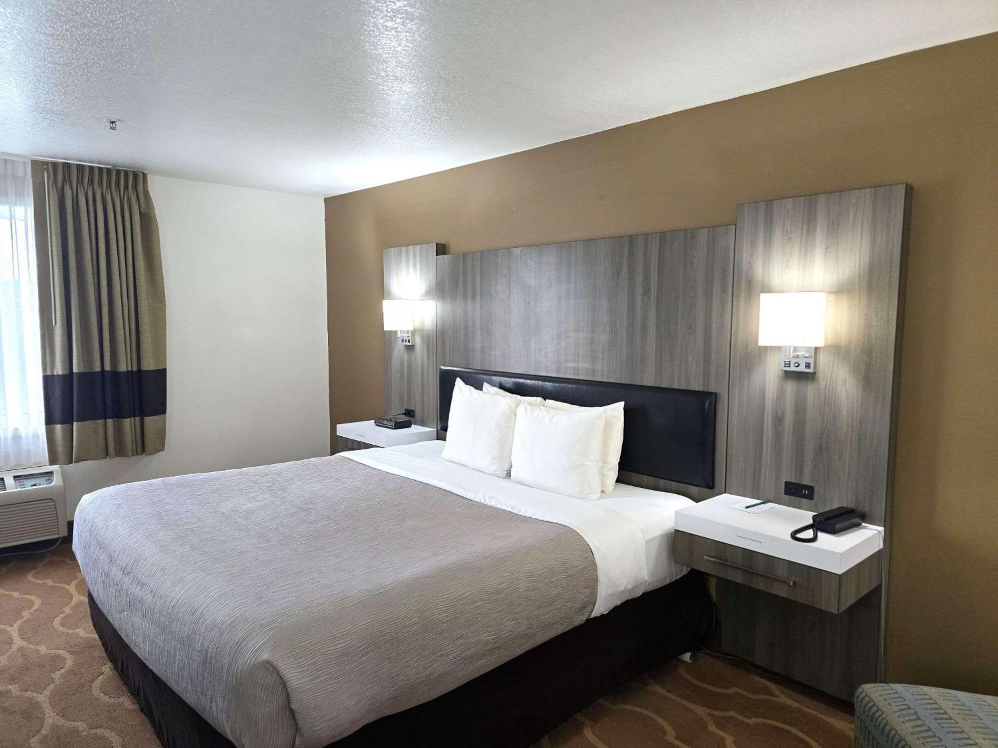 Quality Inn & Suites Longview Kelso Exteriér fotografie